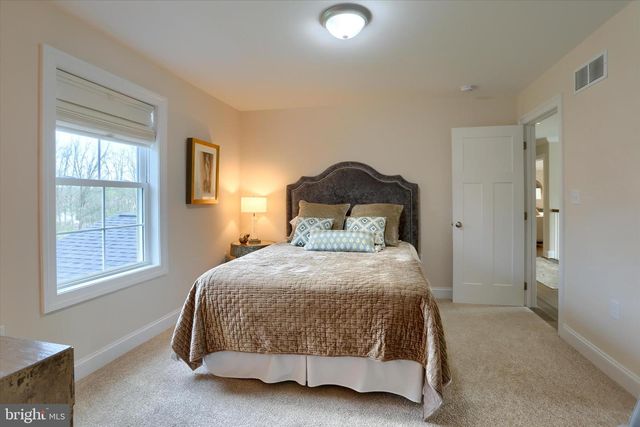342 PENNINGTON DRIVE, Mechanicsburg, PA 17055