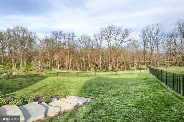 342 PENNINGTON DRIVE, Mechanicsburg, PA 17055