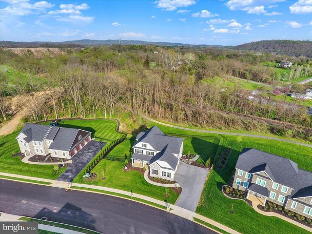342 PENNINGTON DRIVE, Mechanicsburg, PA 17055