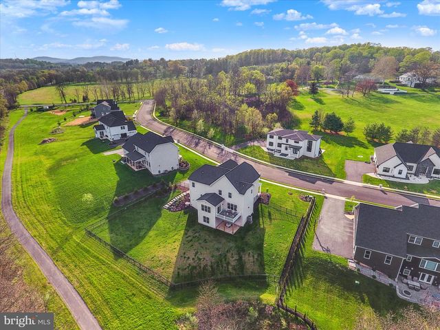 342 PENNINGTON DRIVE, Mechanicsburg, PA 17055