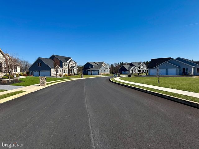 342 PENNINGTON DRIVE, Mechanicsburg, PA 17055