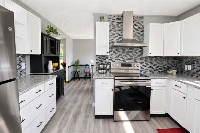 451 27th Street, Allegan, MI 49010
