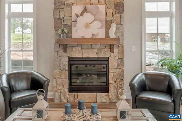 400 FARROW DR, Charlottesville, VA 22901