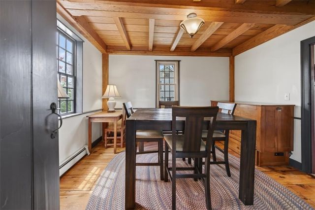 9 Thames Street, Newport, RI 02840