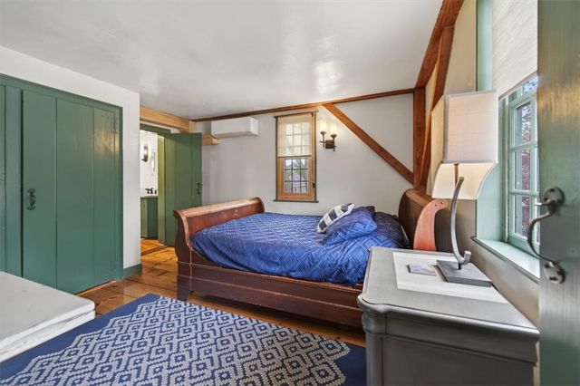 9 Thames Street, Newport, RI 02840