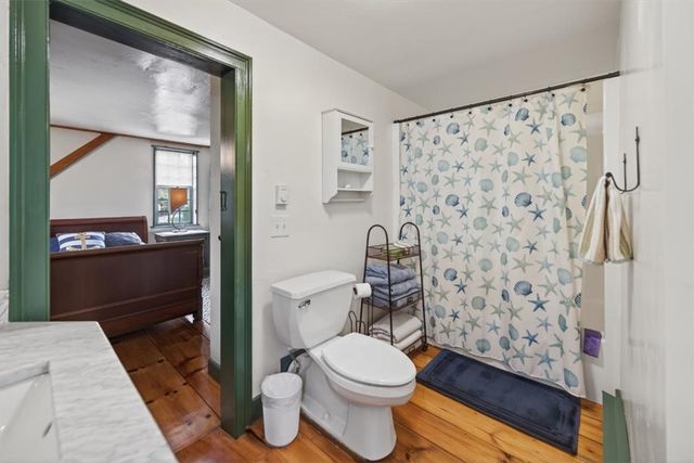 9 Thames Street, Newport, RI 02840