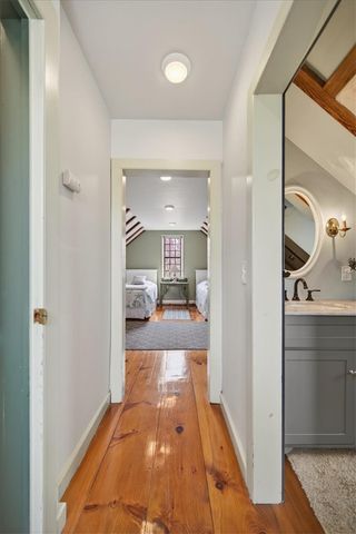 9 Thames Street, Newport, RI 02840