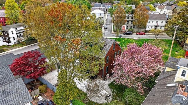 9 Thames Street, Newport, RI 02840