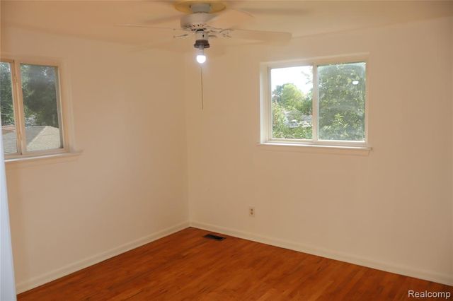 29275 Roan Drive, Warren, MI 48093