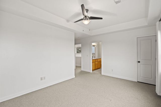 224 Volunteer Park Lane, Redmond, OR 97756