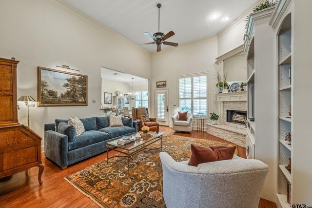 18716 Oakbrook, Tyler, TX 75703