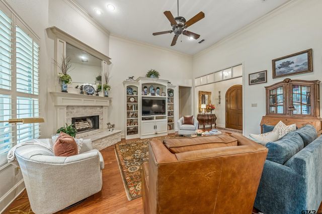 18716 Oakbrook, Tyler, TX 75703