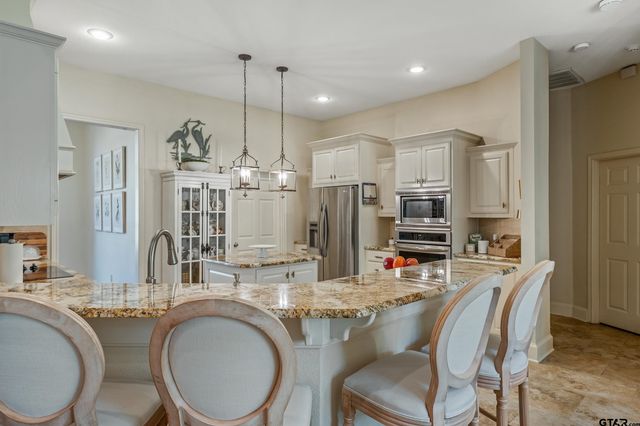 18716 Oakbrook, Tyler, TX 75703