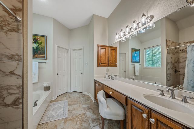 18716 Oakbrook, Tyler, TX 75703