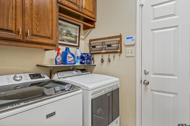 18716 Oakbrook, Tyler, TX 75703