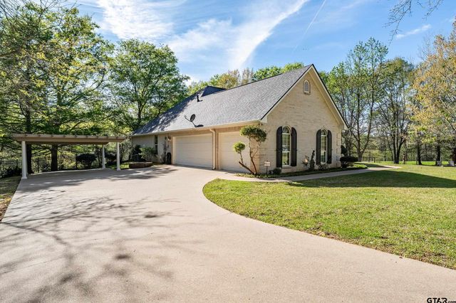 18716 Oakbrook, Tyler, TX 75703