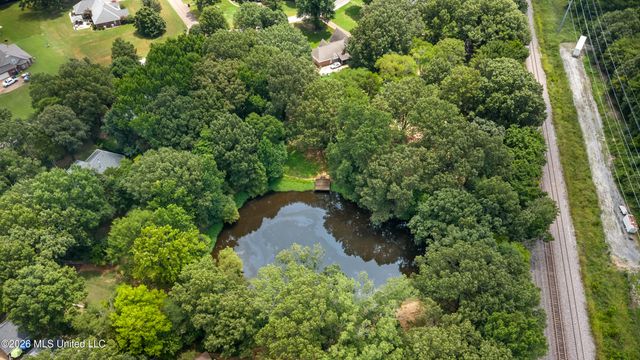 8265 Windersgate Drive, Olive Branch, MS 38654