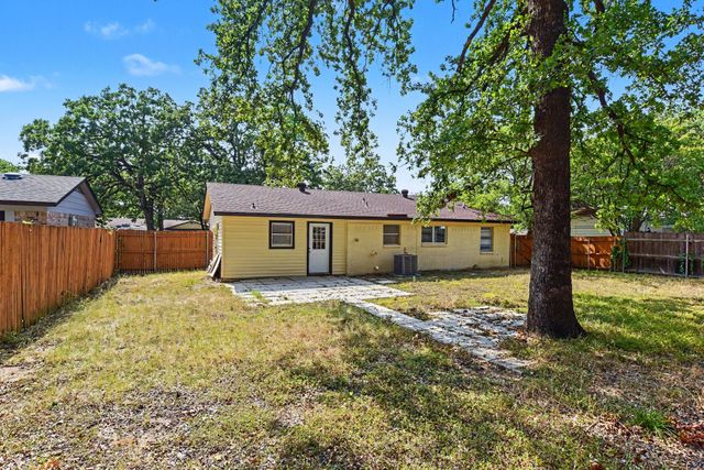 3104 Forestdale Lane, Balch Springs, TX 75180