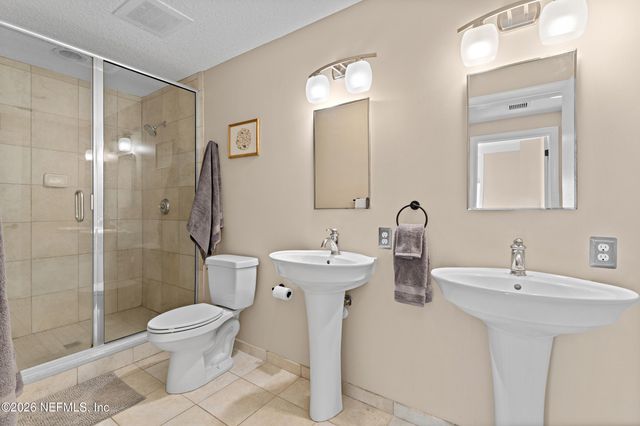 2525 COLLEGE Street 2304, Jacksonville, FL 32204