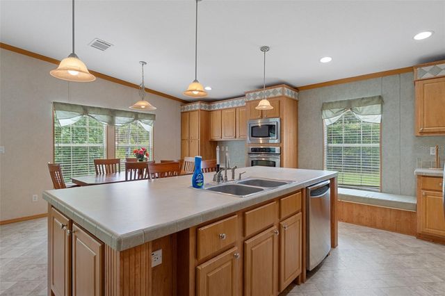 7351 W HADENOTTER LANE, Homosassa, FL 34446