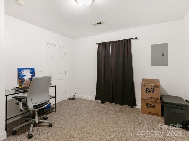 308 N Whitted Street, Hendersonville, NC 28739