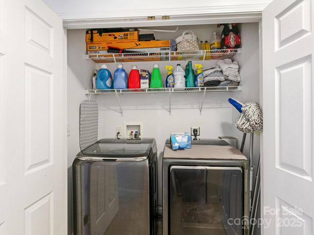 308 N Whitted Street, Hendersonville, NC 28739