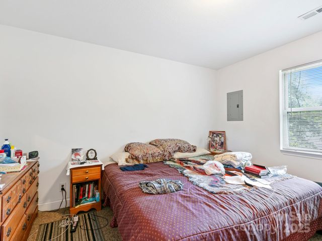308 N Whitted Street, Hendersonville, NC 28739