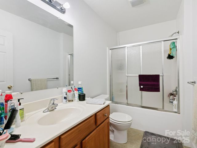 308 N Whitted Street, Hendersonville, NC 28739