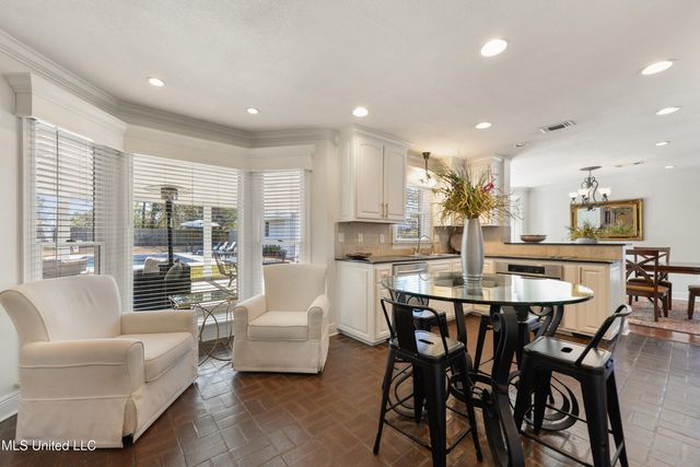 39 55th Street, Gulfport, MS 39507