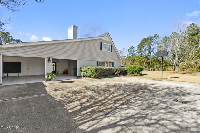 39 55th Street, Gulfport, MS 39507