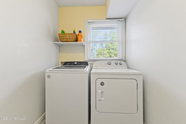 39 55th Street, Gulfport, MS 39507