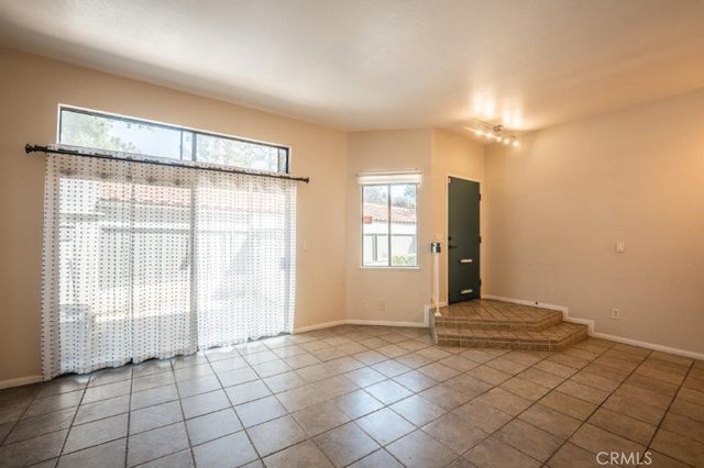 31 Blackbird Lane, Phillips Ranch, CA 91766
