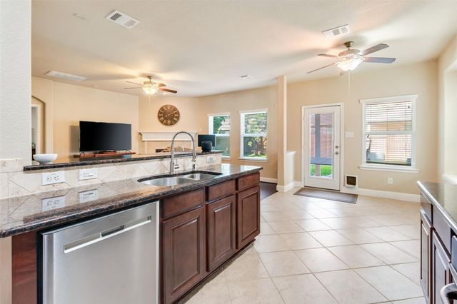 9966 Manor Spring Lane, Brookshire, TX 77423