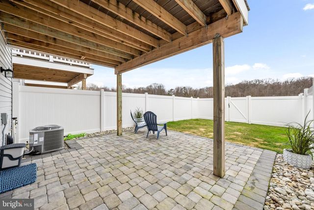 58 AVIARY RD, West Deptford, NJ 08086