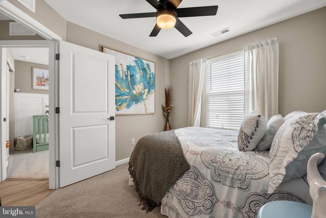 58 AVIARY RD, West Deptford, NJ 08086