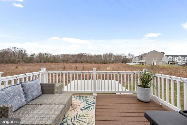 58 AVIARY RD, West Deptford, NJ 08086