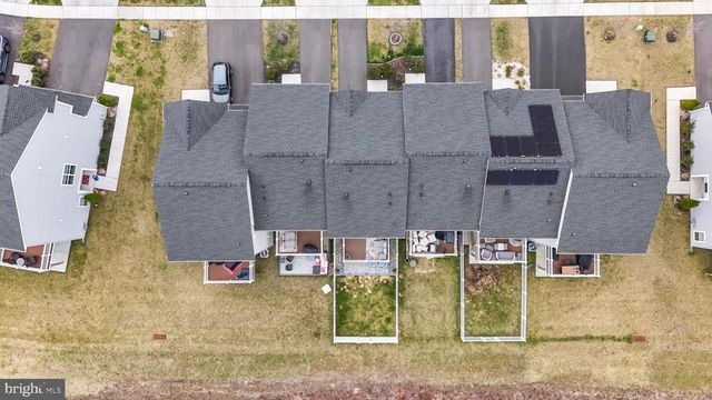 58 AVIARY RD, West Deptford, NJ 08086