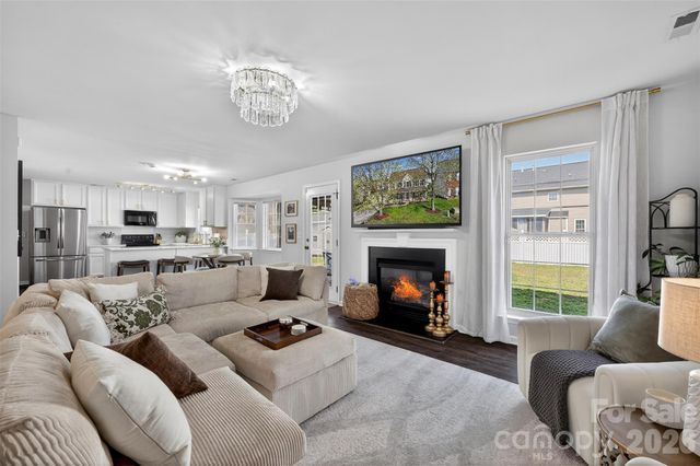 11028 Grapeyard Court, Charlotte, NC 28273