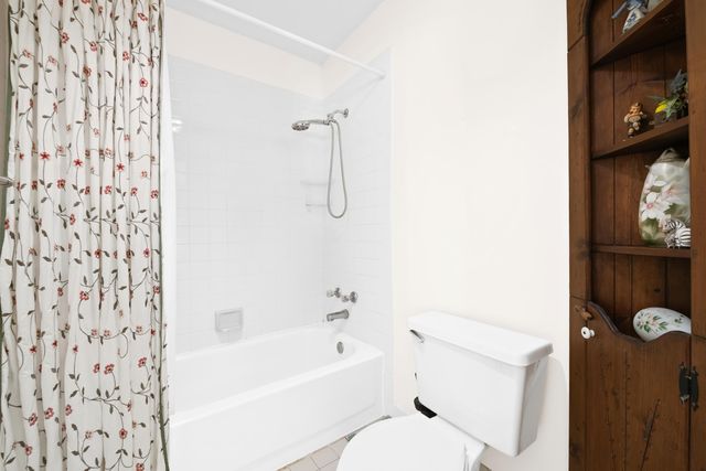 905 SE 12th Court 15, Fort Lauderdale, FL 33316