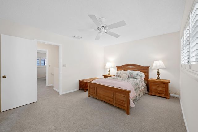 905 SE 12th Court 15, Fort Lauderdale, FL 33316