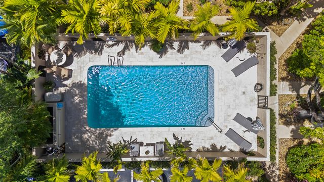 905 SE 12th Court 15, Fort Lauderdale, FL 33316