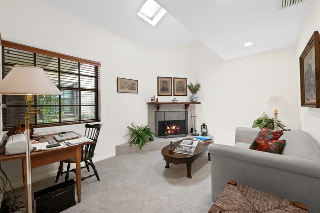 905 SE 12th Court 15, Fort Lauderdale, FL 33316