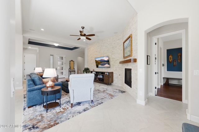 18174 W ACACIA Drive, Goodyear, AZ 85338