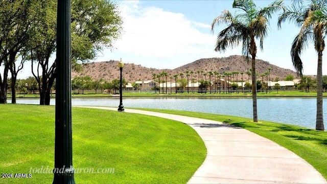 18174 W ACACIA Drive, Goodyear, AZ 85338