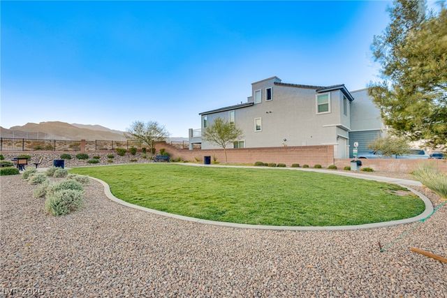 10764 Maltese Falcon Avenue, Las Vegas, NV 89129
