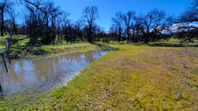 18330 Morning Dew Road, Cottonwood, CA 96022