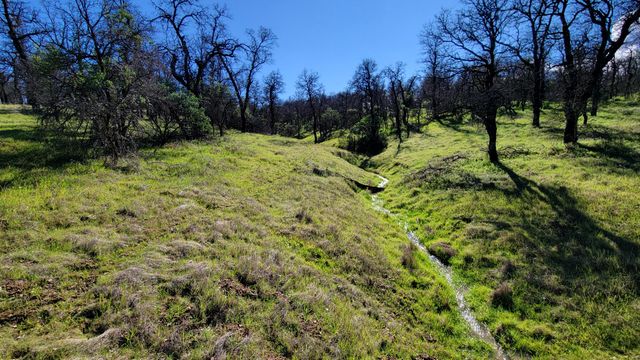 18330 Morning Dew Road, Cottonwood, CA 96022