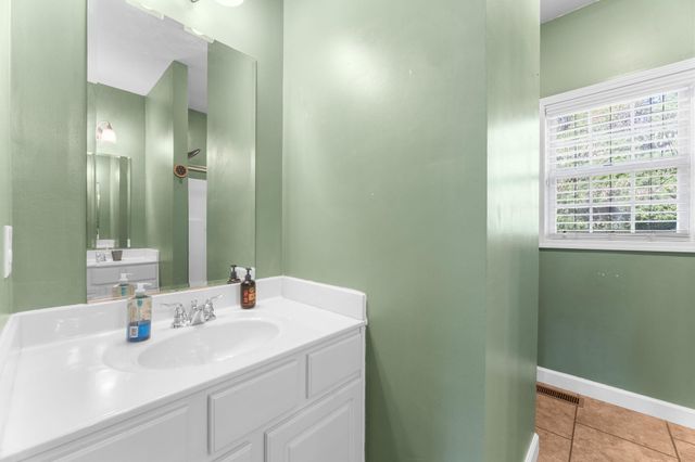 115 Young Drive, Summerville, SC 29483