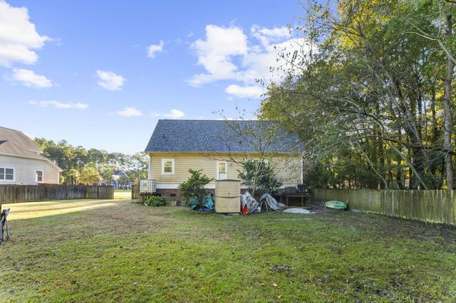 115 Young Drive, Summerville, SC 29483