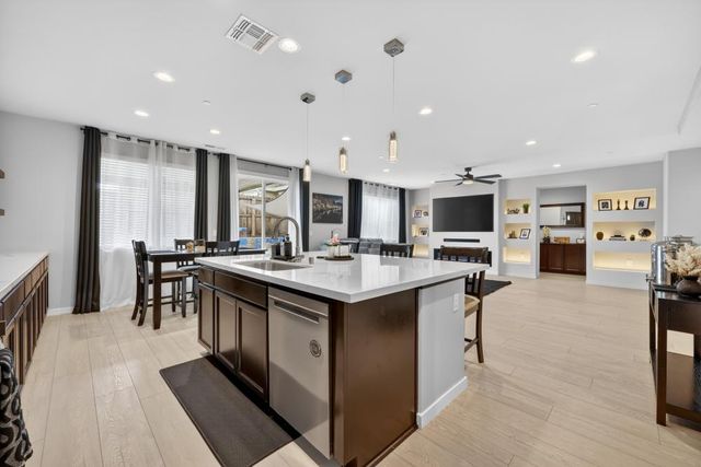 799 Havenwood Dr, Lincoln, CA 95648